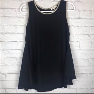 Monteau Woman’s black tank top